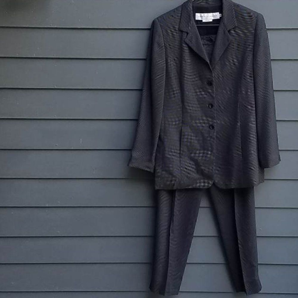 Y2K Garfield & Marks Black/White Pants Suit Shoulder Pads Size 10